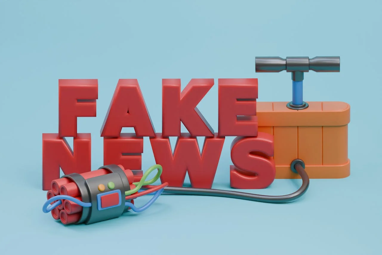 Texto que dice Fake News animado